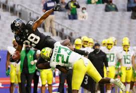 Get oregon ducks football and basketball news, schedules, scores, statistics and more at oregonlive.com. Canzano Oregon Ducks Fumble Fiesta Bowl Opportunity And Raise 2021 Questions Oregonlive Com