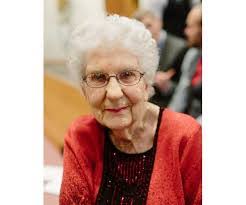 Jane Graff's Instagram, Twitter & Facebook