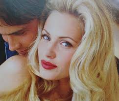 I will remember you: '90s prom makeup