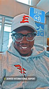 7 DAYS WORTH!! Mama needs a Break!! Lol, How long do YOU stay in Las Vegas  {How many days is your trip booked for}? SO close WE can Smell the  Beautiful Lobbies