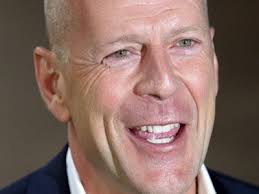 ShowBiz Minute: Willis, Gibson, Jonas Brothers