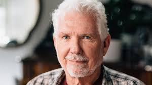 Terry Leonard's Instagram, Twitter & Facebook