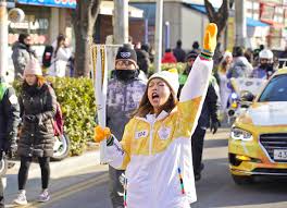 Последние твиты от the olympic torch (@theolympictorch). Olympic Winter Games Pyeongchang 2018 Is Coming And Samsung Has A Message To Share Samsung Newsroom Malaysia