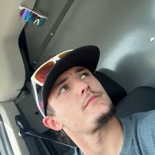 What are some tips for fishing for walleye at lake Hefner?