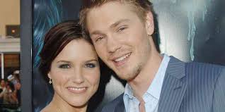 Sorry about the song choice.i tried using sweet child o' mine but it wouldn't let me so i just randomly chose this song so.sorry people! 15 Pernikahan Selebritas Yang Mengeringkan Saluran Air Dalam Setahun Hiburan Kiat Dan Informasi Bermanfaat Tentang Hubungan Dan Pernikahan