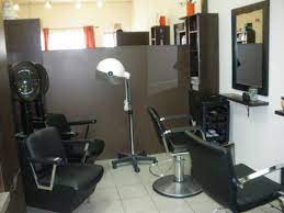 Le salon maxime dubois vous séduit d'emblée par sa déco contemporaine, ses beaux volumes le tout baignés de lumière. Salon Maxime Coiffure Elle Et Lui Opening Hours 850 Boul Firestone Joliette Qc