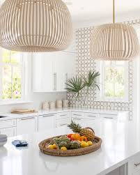 The perfect solution for beach goers? Coastal Modern Homes With Transitional Vibes Decoholic