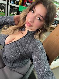 𝓜𝓲𝓬𝓱𝓮𝓵𝓵𝓮 𝓡𝓾𝓫𝔂 𝓒𝓪𝓼𝓽𝓪𝓷𝓮𝓭𝓪