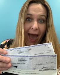 Leslie Brown from Campbell, CA won $18,710.20 playing Givling trivia!  Leslie's car and refrigerator both decided to completely break down as she  won the cash jackpot, so Leslie will be using the