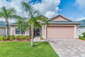 Beautiful Chateau Model By Lennar Located In Gated Capron Trace Viera Florida View More At Www Stevesellviera Com 7 Luxury Homes Outdoor Decor House Styles