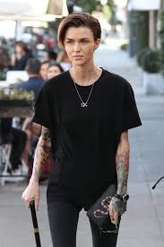 10 Eye Catching And Amazingly Beautiful Short Hairstyles Get The Best Hair Look Ruby Rose Hair Ruby Rose Haircut Rose Hair