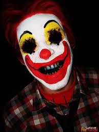 'killer clowns' have been spotted all over the uk in recent weeks following a worldwide craze in which pranksters dress as disturbing clowns in order to prey on people's fears. 20 Halloween Makeup Ideas For Men 9 Halloween Makeup Halloweenmakeup 2020makeupideas Fine Hairstyle Horror Clowns Clown