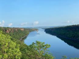 Kanwala Mini Goa Picture Of Gandhi Sagar Dam Neemuch Tripadvisor छत्तीसगढ़ राज्य के धमतरी जिले में स्थित है, यह बांध महानदी पर. gandhi sagar dam neemuch
