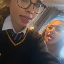 Scarlet Ray Watt in people