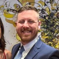 1600+ perfiles de «Gholson»