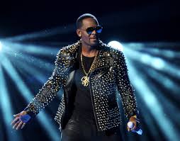 Kelly's racketeering trial begins in new york next month, federal prosecutors said in a court filing on saturday, three anonymous alleged. Pop Star R Kelly Seeks To Shake Up Defense Team Ahead Of Trial In Brooklyn