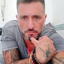 Hoy me desperté con la hermosa noticia de que oficialmente soy Licenciada  en Gestión de Medios y Entretenimiento.