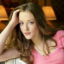 Close to Home S02E04: Professor Tod (Deacon)