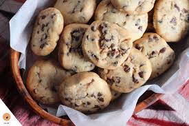 Biscuits Sables Aux Pepites De Chocolat Avec 3 Ingredients Seulement Pepite Chocolat Recette Biscuit Pepite Chocolat Recette Sable Chocolat