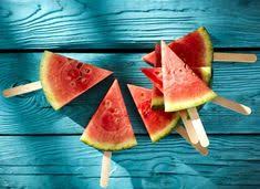Das Wassermelonen Eis Am Stiel Ist Der Perfekte Kick Fur Heisse Tage Pure Frucht Und 100 Erfr Wassermelonen Eis Wassermelone Eis Am Stiel Wassermelone Dessert