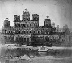 Chattar Munzil Lucknow The City Of Lucknow Was A Remarkable Mixture Of Palaces And Public Buildings Mosques And Tombs Rare Photos Historical India Photo