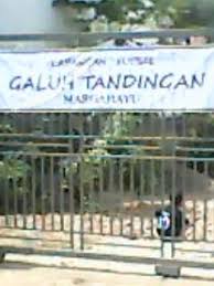 Permukaan lapangan harus rata dan tidak licin. Lapangan Futsal Galuh Tandingan Home Facebook