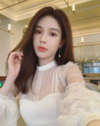nini nicky instagram 新发色 第一次知道摩根烫这个神奇的东西秒变高颅顶呀而且 minheori 小哥哥特别帅哦大家可以找他做头发去了 instagram cute
