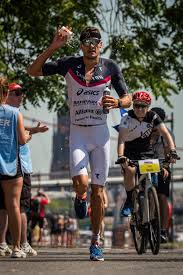 After frodeno asked, in a post on instagram, for fans to come up with a fitness challenge, sanders offered to pay frodeno's expenses over to the united states to race him at ironman coeur d'alene next weekend. Datei Jan Frodeno 2019 Ironman European Championship Frankfurt Jpeg Wikipedia