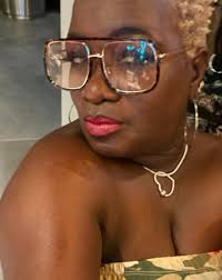 I need all my Gems to sing loud HAPPY BIRTHDAY @msmeekameeka  🎂🎂🎂🎂🎂🎂🎉🎉🎉😂🎊🎊🎊🎊🎊🎁🎁🎁🍾🍾🍾🍾🍾. To my amazing, beautiful,  talented, spiritual, praying, funny sister, I love you so much. Thank you  for always being in