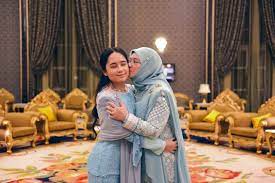 Wash your hair every 2 days. I Love You Mama Tengku Jihan Titip Ucapan Sweet Sempena Hari Keputeraan Ibunda Tersayang Laman Sosial Dibanjiri Kiriman Doa Buat Raja Permaisuri Agong Viral Mstar