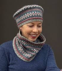 Triangle Man Pillbox Hat pattern by Beth Whiteside