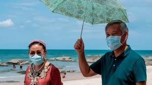 Cari room yang sama persis dengan gambar tersebut. Covid 19 Dan Aktivitas Pariwisata Indonesia Wisata Balas Dendam Turis Diprediksi Melonjak Setelah Pembatasan Sosial Saya Tidak Mau Mati Konyol Karena Jalan Jalan Bbc News Indonesia