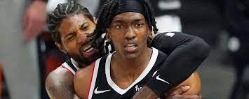 Shooting guard and small forward shoots: 6kybsmdmm6cuim