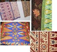 Pakaian ini umumnya digunakan oleh pria dan merupakan busana khas suku betawi dan sunda. Batik Betawi