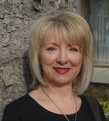 Danielle Ingster, Wedding Officiant