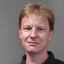 Dipl.-Ing. Robert Straub