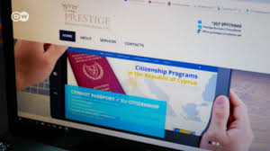 It's crucial to know which descaler is right for your brewing method or your coffee machine in order to correctly clean, and maintain great quality coffee brewing. Https Www Dw Com En Support A 3772987 2019 10 08t08 27 05 140z Weekly 0 5 Https Www Dw Com En Admission A 3766373 2019 10 08t08 15 33 825z Weekly 0 5 Https Www Dw Com En David Bowie And West Berlins 70s And 80s Subculture A