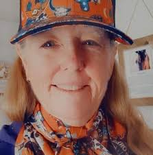 3,2,1 . . . it's showcase time! 📸 These projects made with the Online  Exclusives Bauble Blooms Bundle were created by the following global  Artisan Design Team members: • Jaqueline Tobiczyk @touchofjoycs •