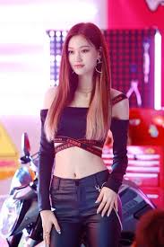 Fans Name This Idol As The Best Figure In Kpop Kim Doyeon Kpop Girls Girl