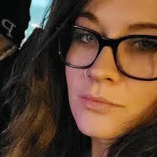 Lacey Vinson's Instagram, Twitter & Facebook