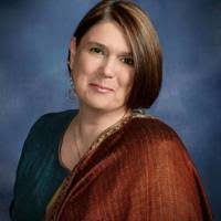 Tina Batey's Instagram, Twitter & Facebook