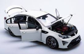 That's where this 2017 hsv gtsr w1 maloo ute fits into the equation. 1 18 Hsv Gen F2 Gtsr W1 Heron White Diecast