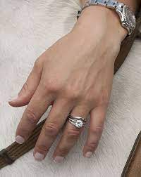 Photo Galleries Photo 2 Zara Phillips Wedding Zara Phillips Talks For The First Time Since Getting Mar Royal Engagement Rings Royal Rings Royal Engagement