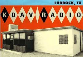 KDAV, the first full-time country station, debuted in Lubbock, TX さん