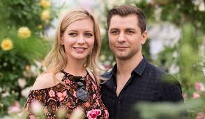 586 x 811 jpeg 254 кб. Rachel Riley And Pasha Kovalev Marry In Secret Las Vegas Wedding