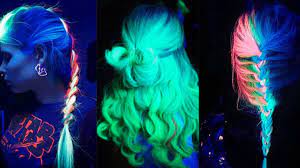 Directions sind bis auf eine auch nicht offiziell leuchtend es geht auch nicht… Fluoreszierende Haare Der Trend Der In Der Disko Fur Aufsehen Sorgt