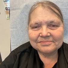 Karen Repp's Instagram, Twitter & Facebook