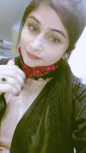 Sadia Butt's Instagram, Twitter & Facebook