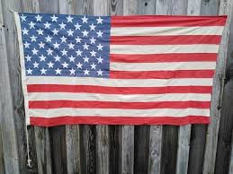 Die flagge der usa (vereinigte staaten von amerika) besteht aus 13 streifen (abwechselnd rot und weiß). Grosse Vintage Flagge Usa Beekmann S Interieur Accessoires