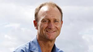 Mayor Chris Homer lays bare relationship void with Shellharbour MP Anna  Watson